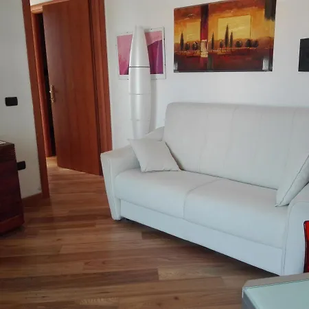 Apartment Roccesarde *