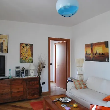 Roccesarde Apartment